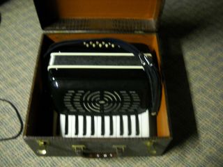 Vintage Made In Italy Accordion With Case - - For Repair,  all parts. 2