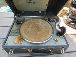 Antique Birch Model 72 Boetsch Brothers Phonograph Record Player 78 Rpm