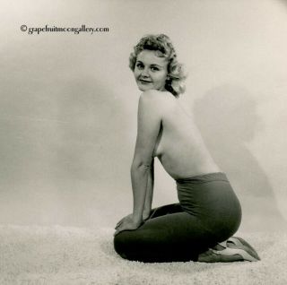1959 Bunny Yeager Photograph Vintage Topless Model Carol Britt Estate Work Print 2