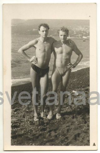 Two Friends Beach Couple Handsome Men Muscle Bulge Guys Hug Gay Vintage Photo Su