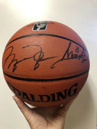Michael Jordan,  Scottie Pippen Autographed Chicago Bulls Memorabilia Nba Nr