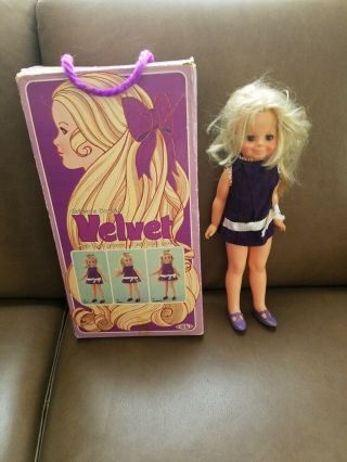 Vintage Ideal Velvet Doll (crissy 