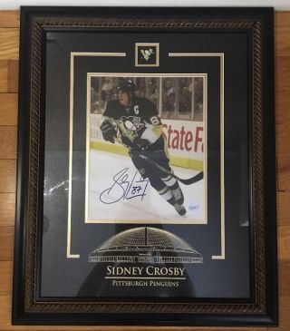 Sidney Crosby Signed Photo Pittsburgh Penguins Hockey Autograph Frameworth