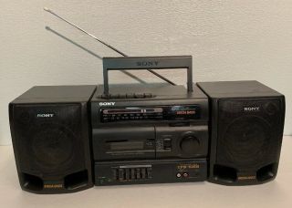 Vintage Sony Cfs - 1055 Am/fm Cassette Tape Player Boombox Mega Bass Retro