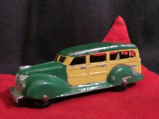 Vintage Tootsie Toy 1940s 1046 Ford Woody Station Wagon Die Cast Car