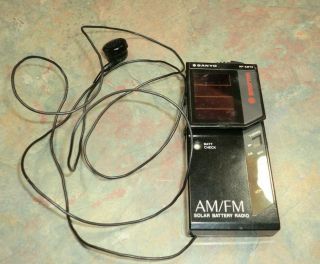 Sanyo Amorton Rp - Amt2 Am/fm Solar Power Battery Radio 1985 Vintage,  Headphone 1