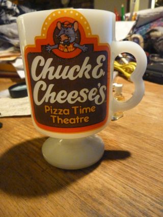 Vintage Chuck E Cheese Pizza Time Theatre Milk White Pedestal Coffee Mug