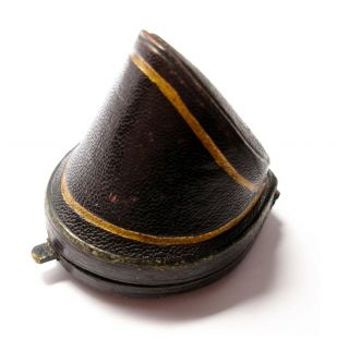 Stunning Antique Victorian Tooled Leather Horseshoe Shaped Ring Box