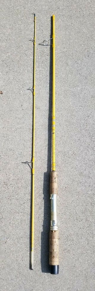 Vtg.  Eagle Claw " Feather Light " Model Fl 202 Spinning Rod - Priced 2 Sell