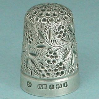 Antique English Blackberry Sterling Silver Thimble Hallmarked 1908