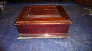Antique (regina) Double Comb Music Box