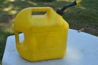 Vintage Diesel Blitz Yellow Gas Can Fuel Container Spout 5 Gallon Farm