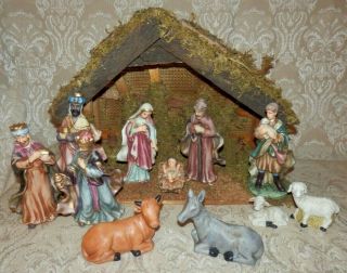 Vintage 12 Piece Set Of Christmas Nativity Scene W/ Mossy Wood Manger / Creche