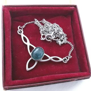Vintage Sterling Silver Celtic Plaid Knot Green Glass Moonstone 925 Necklace