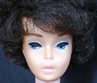 Spectacular Vintage Dark Brunette Bubble Cut Barbie Doll Pink Lips