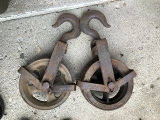 Old Chain Hoist Double Pulley 2000 Lb.  Vintage
