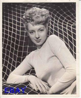 Evelyn Keyes Busty Sexy In Sweater Vintage Photo