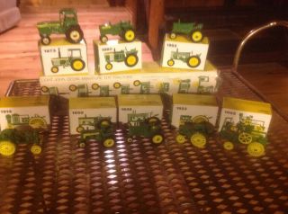 Vintage Ertl Box Of Eight 8 John Deere Miniature Toy Tractors Nm Die Cast Set