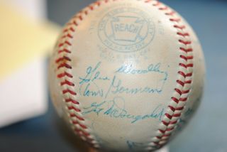 Ny Yankees 1960 Autographed Team Ball Maris Berra Ford Sgc Loa
