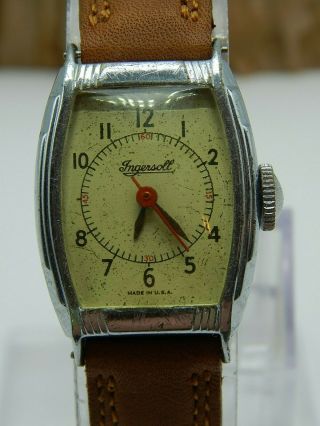 Vintage Antique Art Deco Gents Tonneau Ingersoll Dollar Wrist Watch 1930s