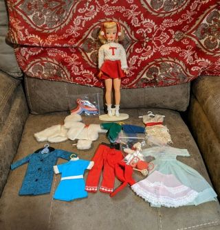 1965 Vintage Ideal Tammy Doll With Outfits Accessories
