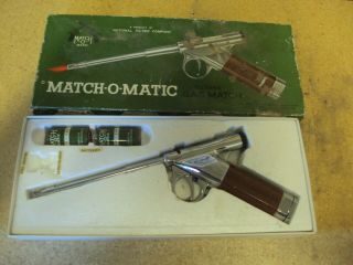 Old Gun Lighter Match - O - Matic Butane Gas Match R - 1666 Vintage Fire Auto Pistol