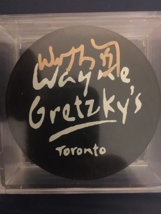 Wayne Gretzky Signed Restaurant Puck Jsa York Rangers Kings Oilers Blues