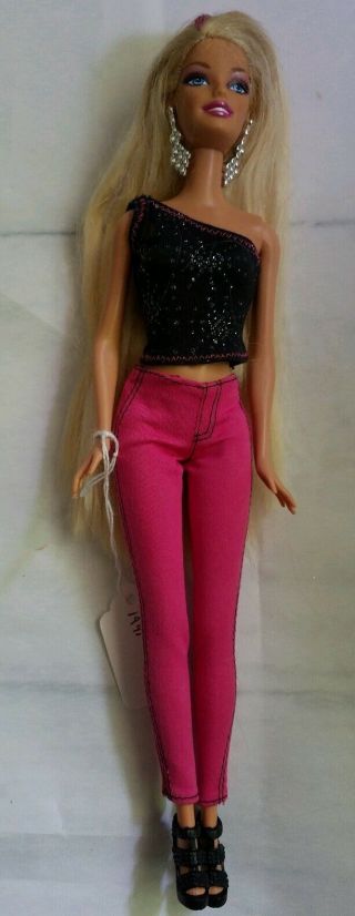 Barbie Blonde Doll Pink Pants Black Top Shoes Earrings 2000 Mattel Vintage