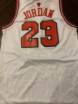 Michael Jordan Signed Autographed Chicago Bulls White Nike Jersey