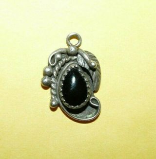 Vintage Native Navajo " Old Pawn " Sterling Silver W/ Black Onyx Pendant Signed