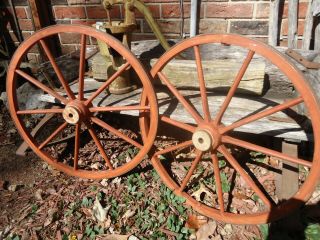 Set Of 2 Antique Old Primitive Wooden Wagon Wheels Amish - Made Cart Wheel N.  O.  S.
