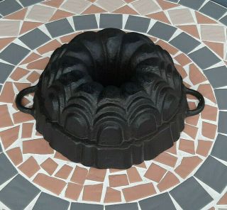 Cast Iron Baking Pan Mold Bundt Cake The Duchess Triple Crown Antique