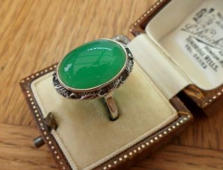 Vintage Jewellery Art Nouveau Sterling Silver Green Chrysoprase Ring