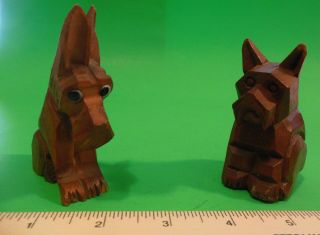 2 Vintage Brown Wood Hand Carved Scottish Terrier Scottie Dog Figurines