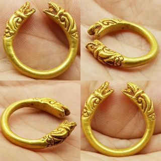 Wonderful old rare 22k gold unique Ring with 2 crocodile heads  3