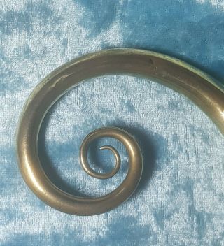 Antique Georgian Brass Shoe Horn Exceptional Curly Curly Brass Very Unusual.  1820
