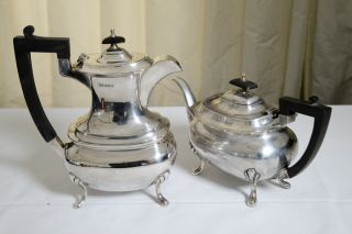 Solid Silver Tea / Coffee Pots Walker & Hall - Sheffield Hallmarked