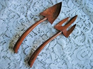 Awesome Vintage Unique Hand Carved Teak Wood Salad Fork & Spoon Utensils