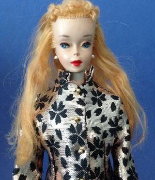 Vintage 3 Blonde Ponytail Barbie.  Brown Eyeliner.  Face