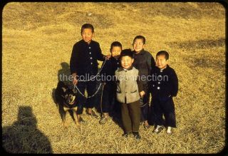 Vtg 1950s 35mm Slide South Korea Happy Children Pose In A Field Seoul Q07