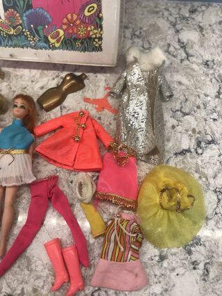 VTG 1970 Topper Toys Dawn and Her Friends Doll Case 4 Dolls,  Clothes,  Shoes,  Case 2