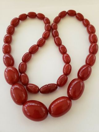 RARE CHUNKY ANTIQUE CHERRY AMBER BAKELITE FATURAN BEAD NECKLACE STUNNING COLOR 2
