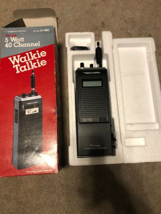 Vintage Realistic 5 Watt 40 Channel Walkie Talkie Trc - 216 Radio Shack