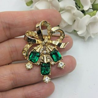 Vintage Jewellery Emerald Green Crystal & Clear Rhinestone Gold Tone Bow Brooch