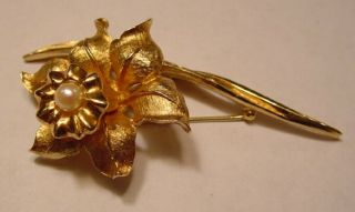 Vintage 8369 Marcel Boucher Gold Tone Simulated Pearl Jonquille Brooch Pin