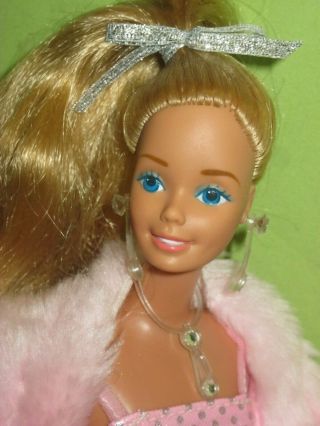 VINTAGE Superstar Era BARBIE 1982 PINK ' N PRETTY DOLL,  Complete Outfit & Jewelry 2
