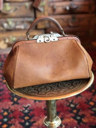 Antique Victorian Era Brown Leather Dr Doctor Bag Gladstone Leather Bag Us Made