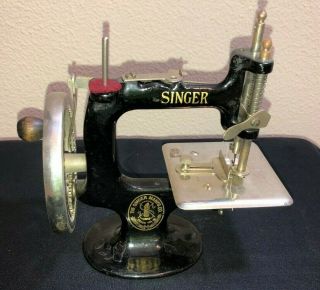 Vintage Antique Singer Mini Sewing Machine