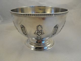 Solid Silver Bowl,  Fenton Brothers Ltd,  Sheffield 1908,  125g