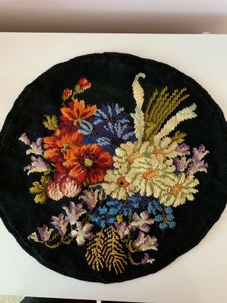 Lovely Vintage Completed Needlepoint Crewel 15” Round Piece